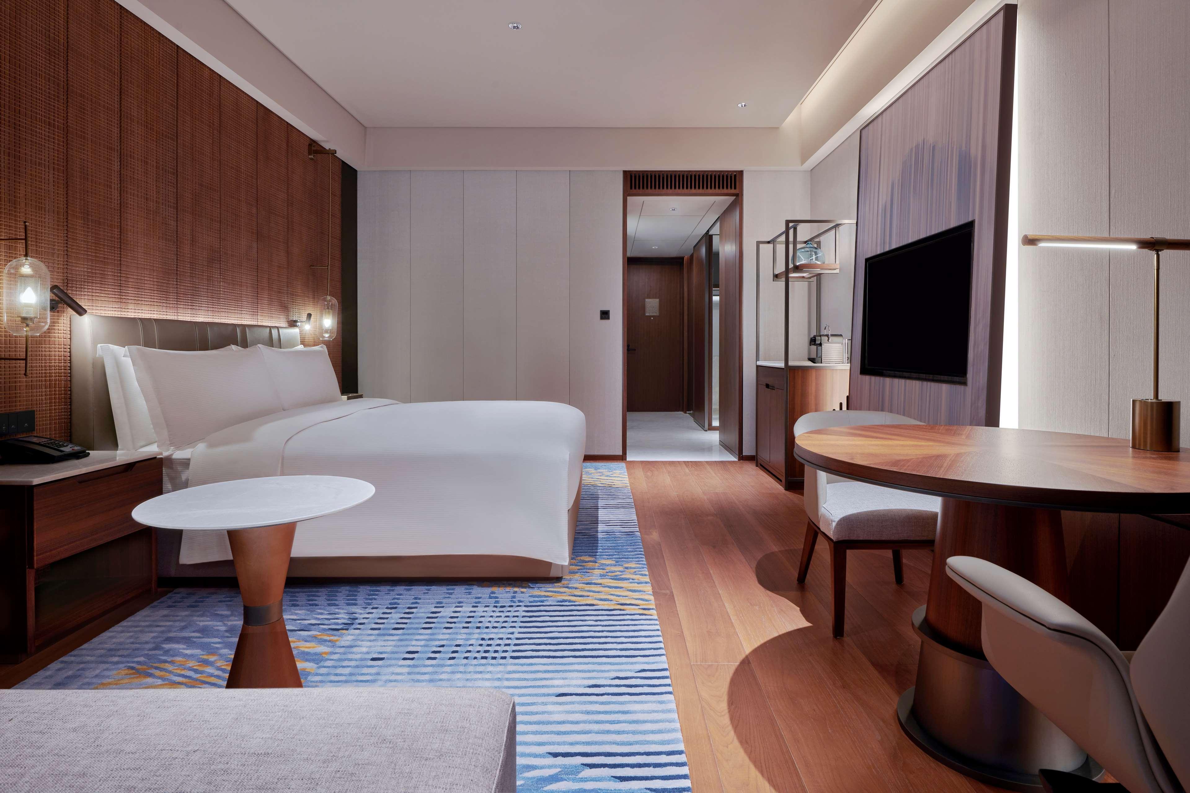Hilton Chongqing Liangjiang New Area Hotel Exterior foto