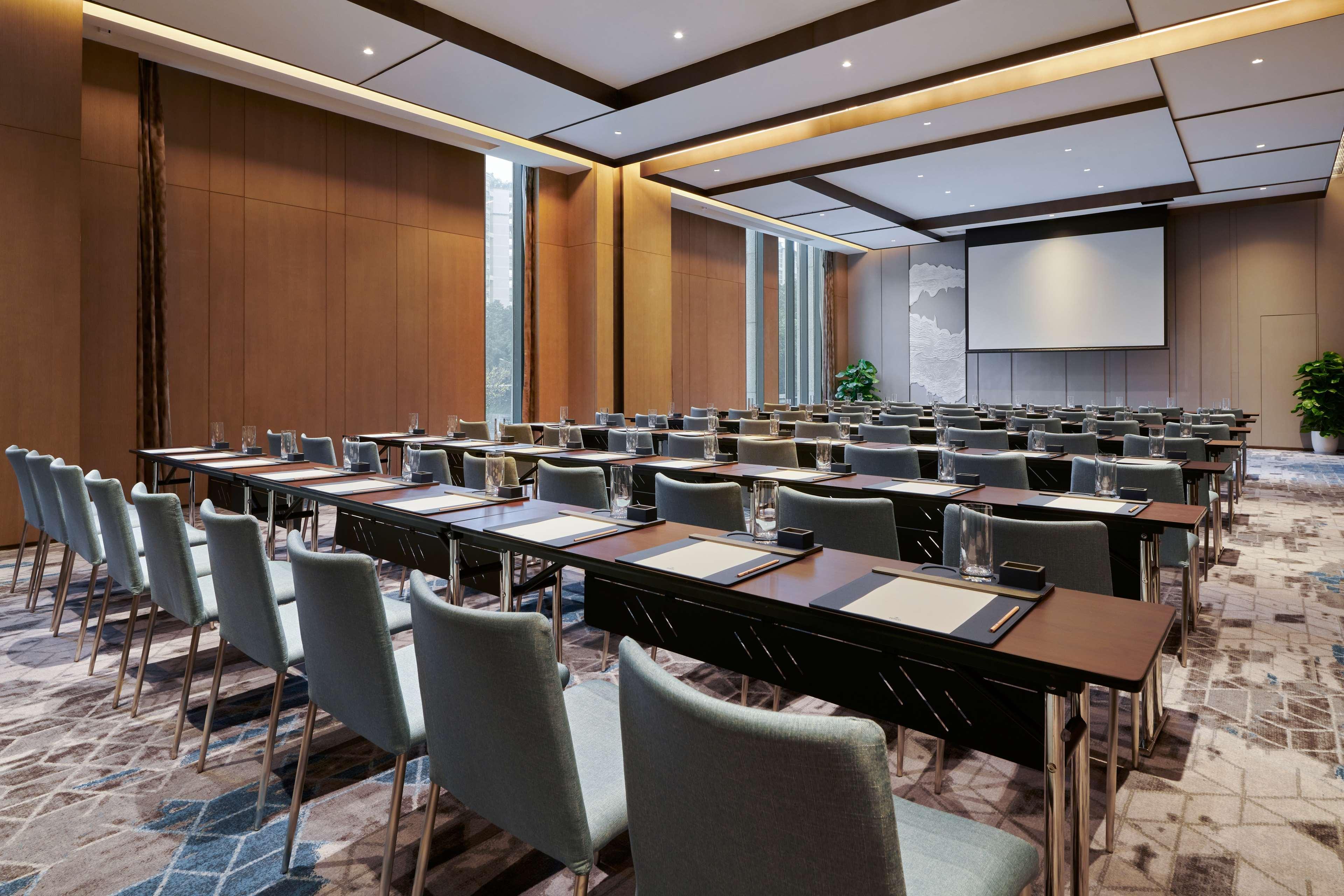 Hilton Chongqing Liangjiang New Area Hotel Exterior foto