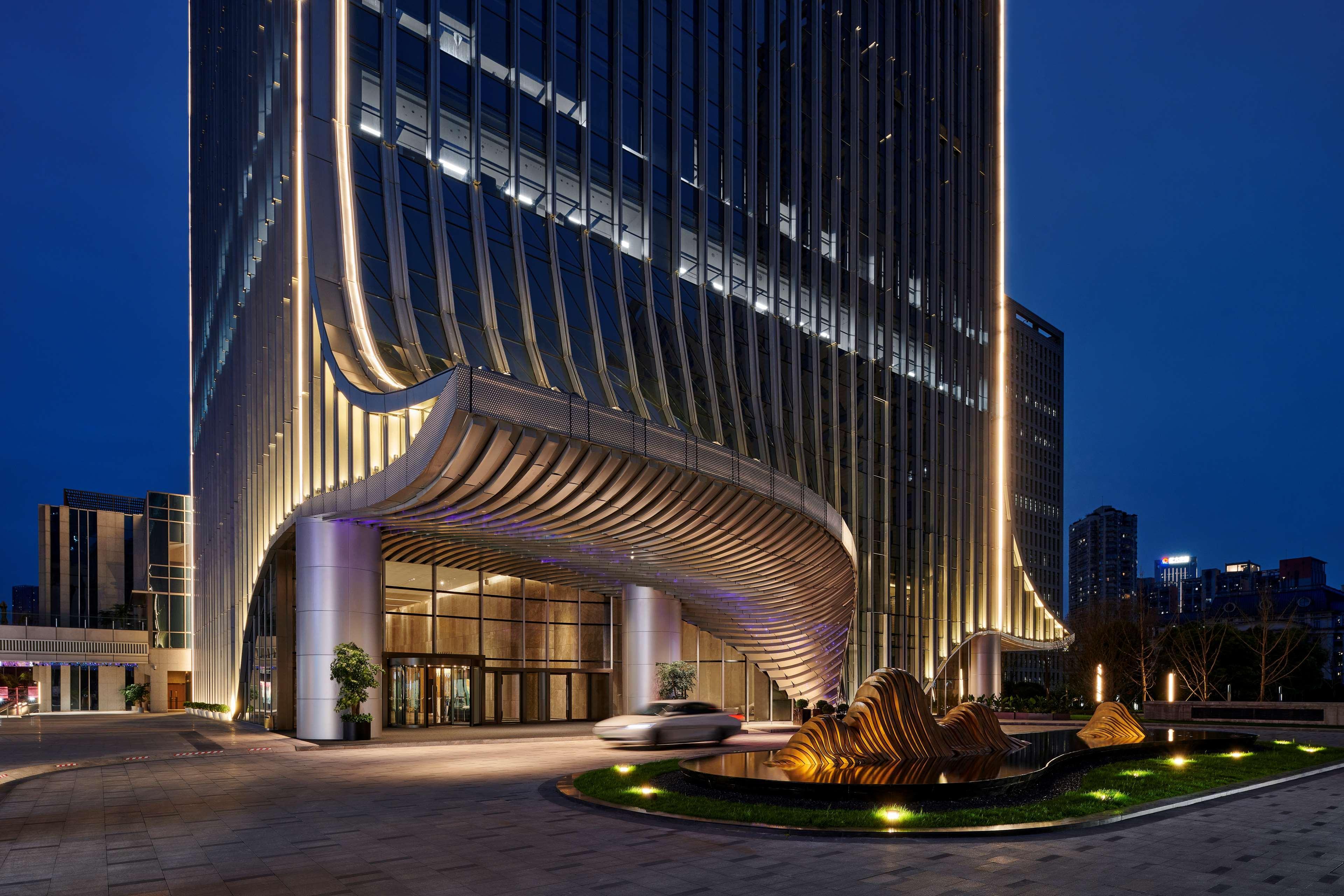 Hilton Chongqing Liangjiang New Area Hotel Exterior foto
